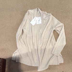 NWT size M Verve Ami Cream Women's Cardigan